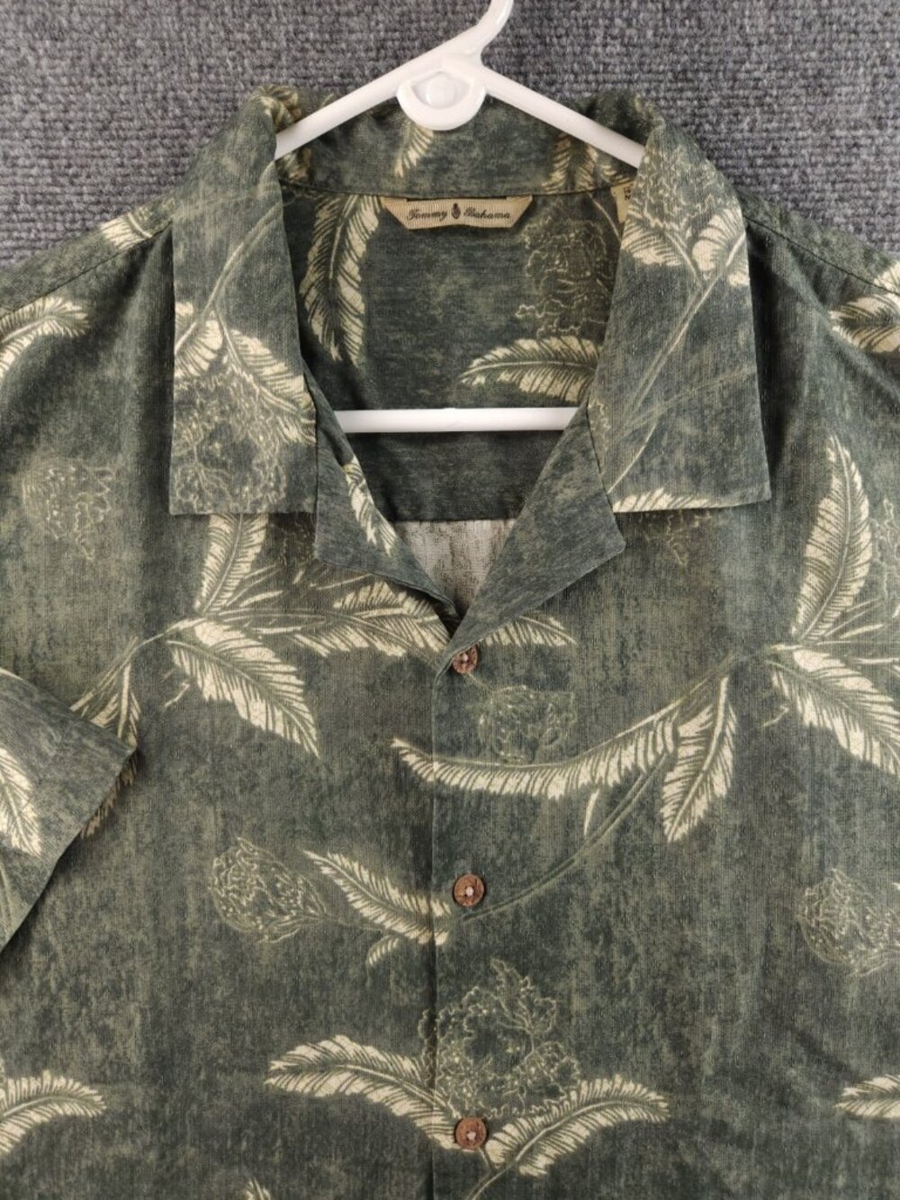 Tommy Bahama Green and Cream Tropical Button-Down Shirt